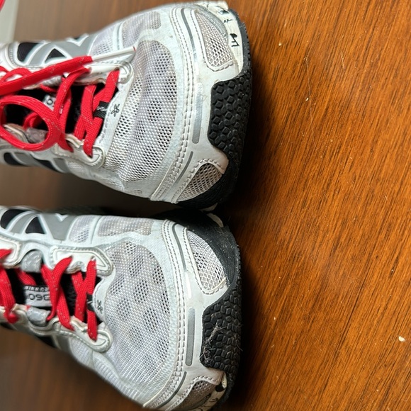 New Balance 860 Run Disney 2015 Minnie Mouse Sneakers - Picture 16 of 16